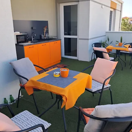 July's Maison d'hôtes