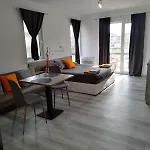 July's 3* بريمورسكو