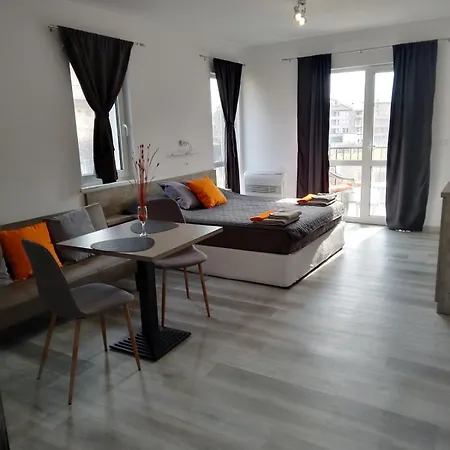 July's 3* 普里莫尔斯科