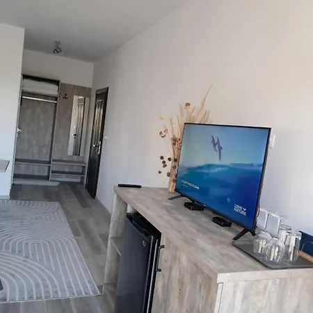 July's 3* 普里莫尔斯科